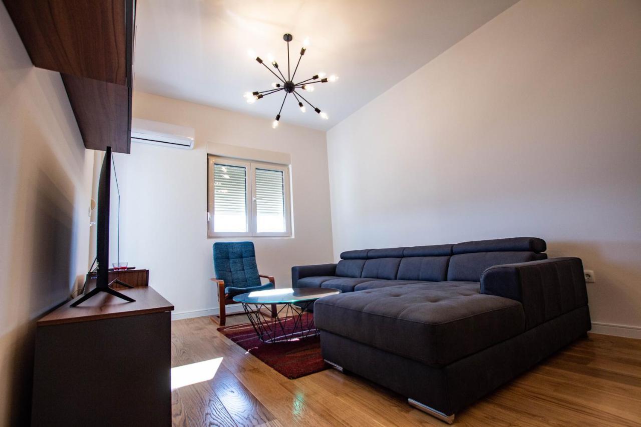 Follow The Sun - 4 Person Apartment Bar Extérieur photo